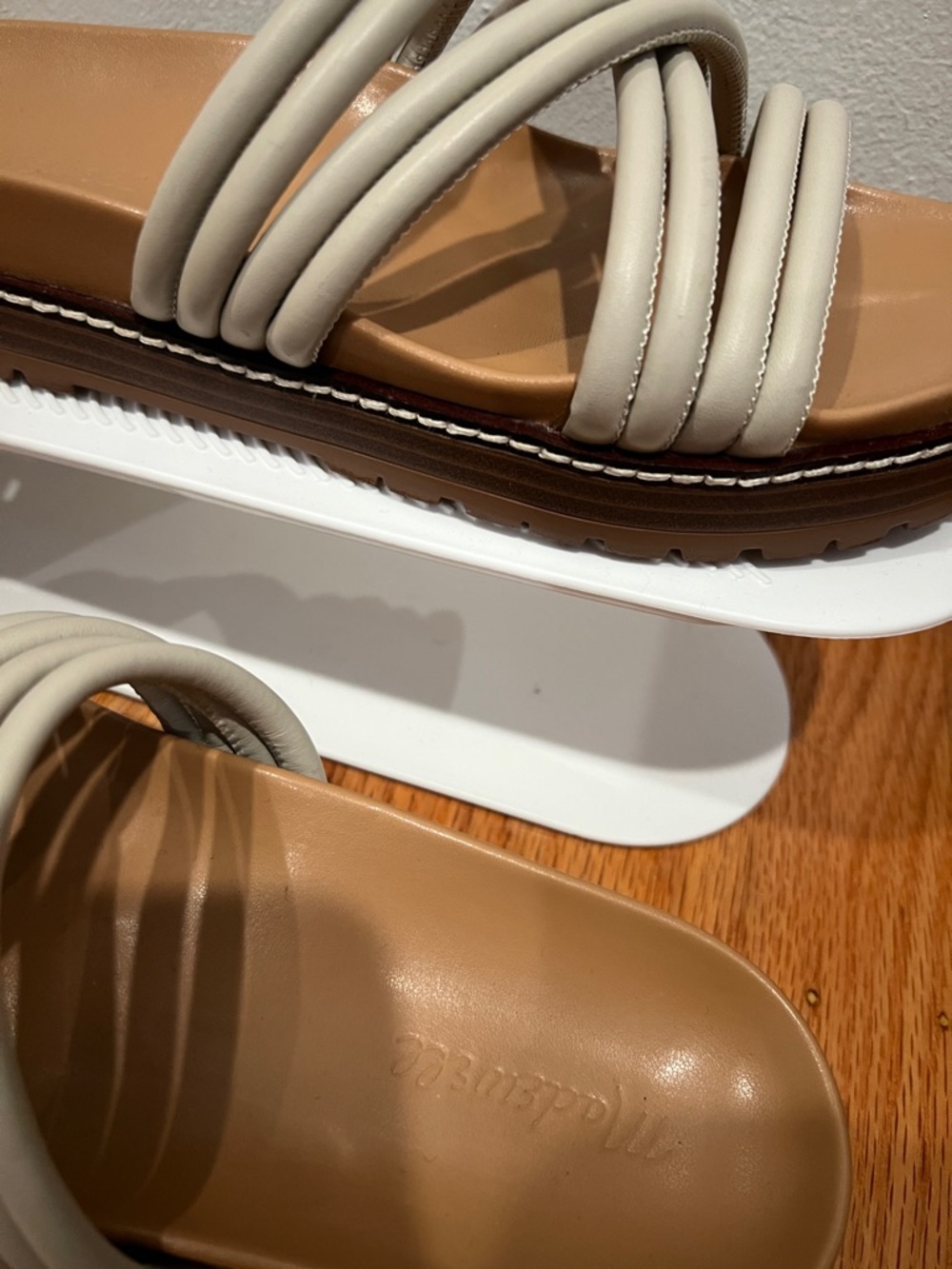 Madewell Cream Strappy Platform Slide Sandals - Picture 2 of 7